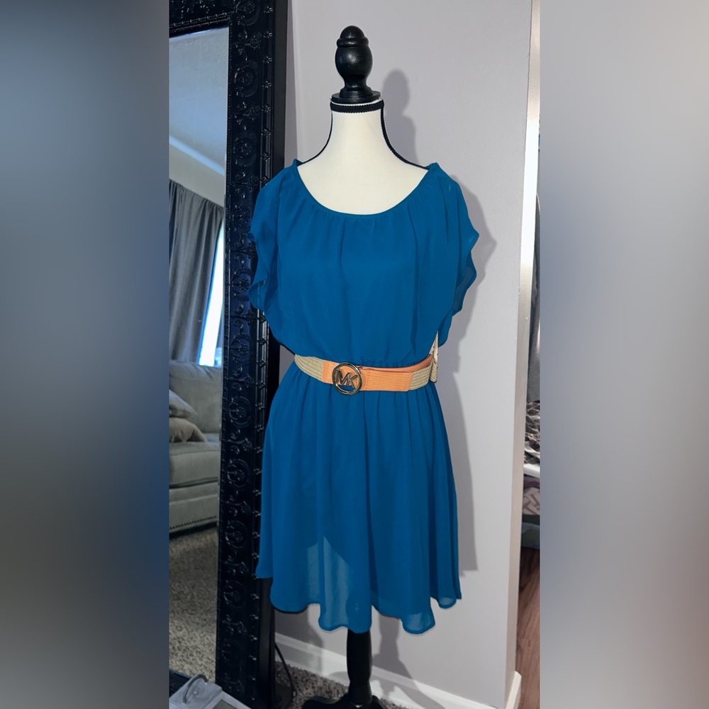Women’s Lush Dress size L